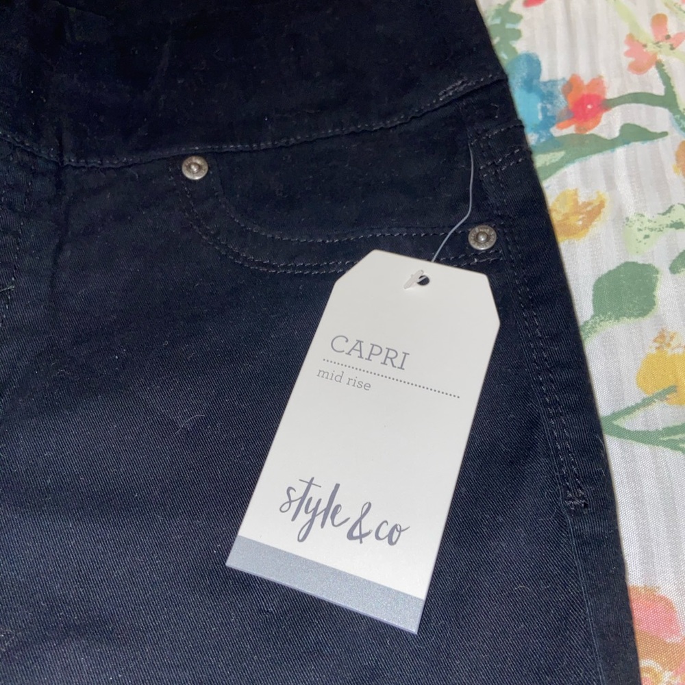 Capri💥 - Picture 2 of 2